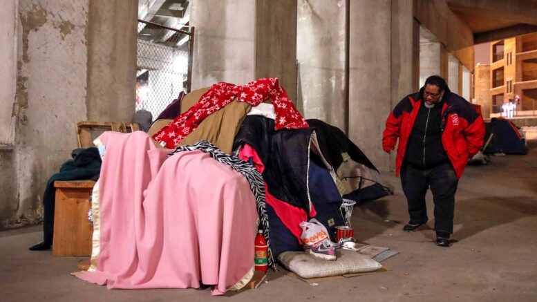 Chicago Transit Authority Embraces Homeless-Shelter Status | National Review